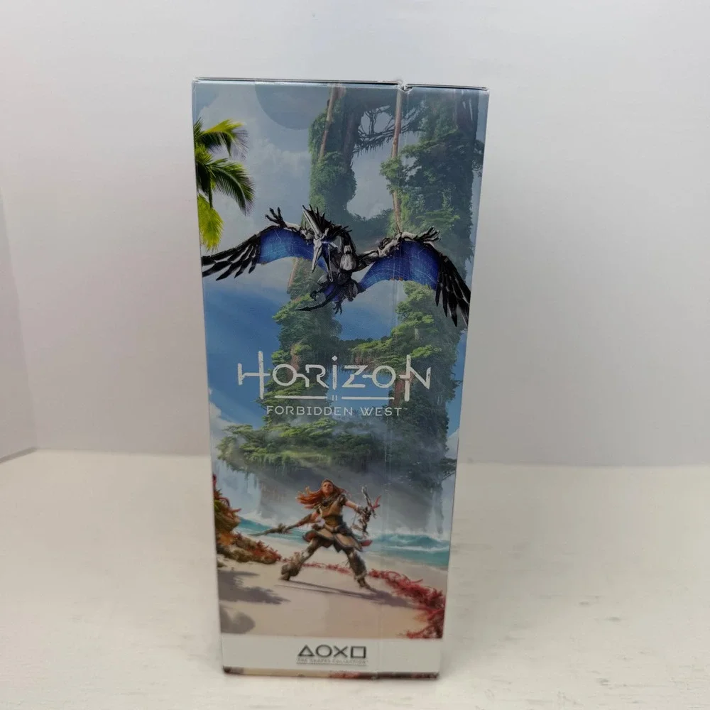 PlayStation Horizon Forbidden West Aloy Deluxe 6
